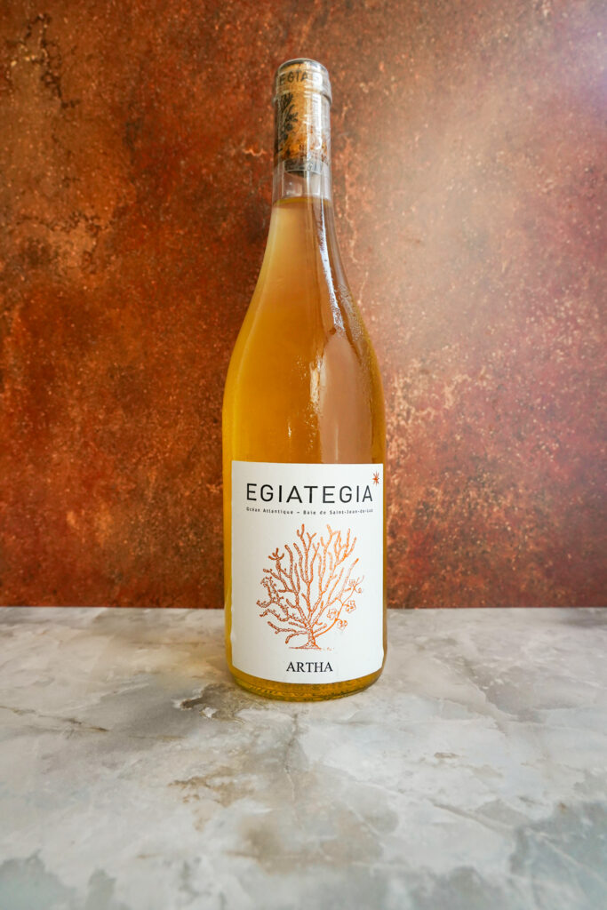 egiategia artha blanc vinification sous-marine