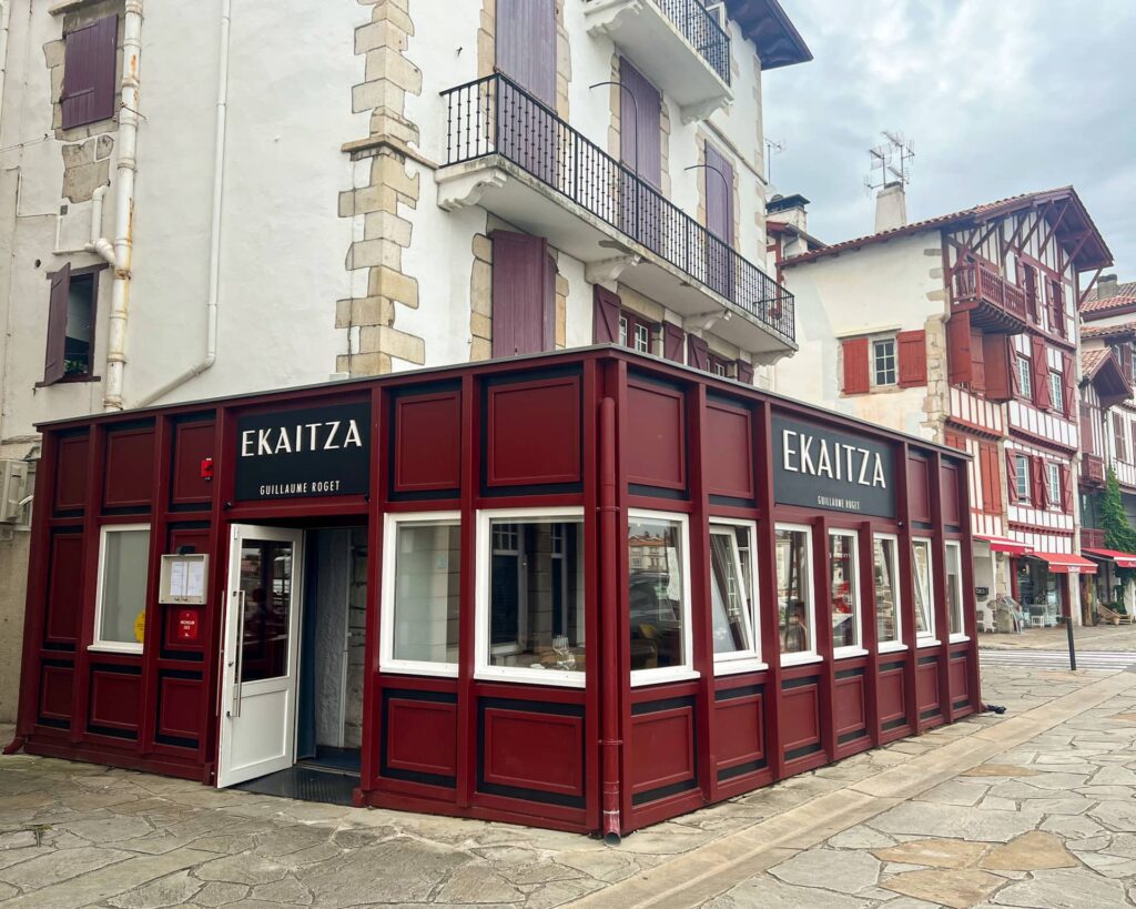 restaurant ekaitza ciboure bien manger au pays-basque