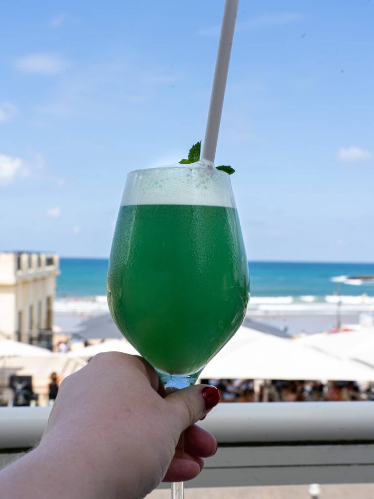 restaurants chez eugenie cocktail bien manger au pays-basque